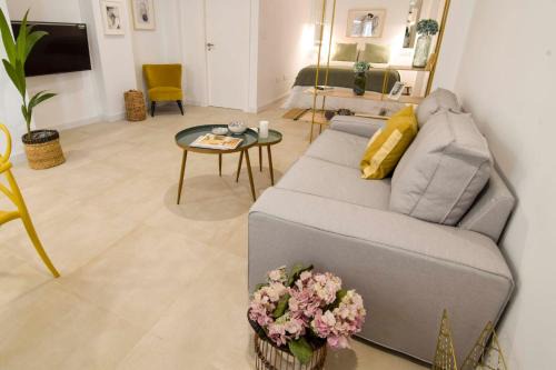 El Molinillo Apartment | Estudios Ollerias by SharingCo