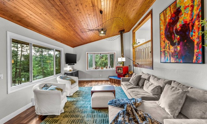 Hangen Ranch And M and B Apartment | Evergreen Hideaway: Game Room, Sauna + Fire Pit