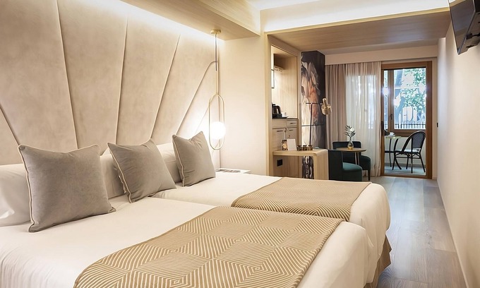 Sant Nicolau Hotel | Everything You Need For The Perfect Vacation! Spacious Room w/King/2 Twin Bed