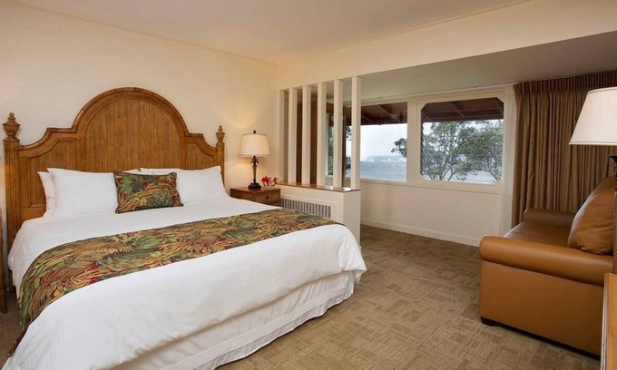 Volcano Hotel | Everything You Need For The Perfect Vacation! King Unit, Free Parking!