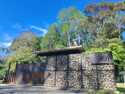 Cahuita Villa | EWA Boxes Container Homes