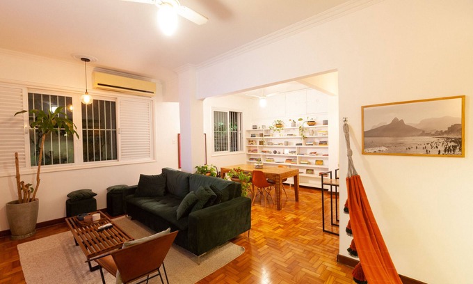 Leblon Apartment | Excelente 2 Quartos na rua Mais Charmosa do Leblon