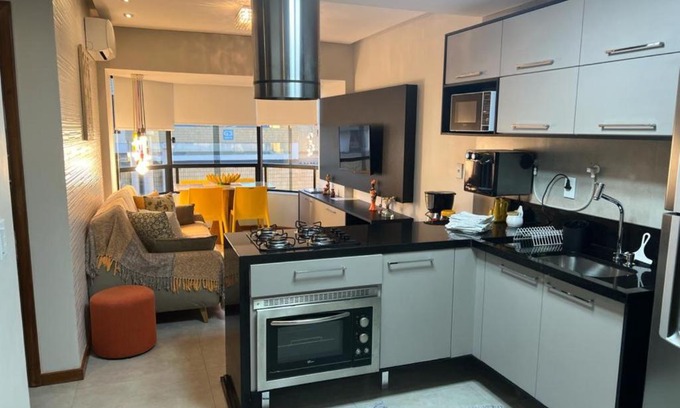 Barra Apartment | Excelente localização na Barra -Climatizado-Garagem