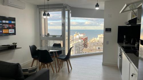 La Perla Apartment | Excelente! Vista al mar con cochera y amenities gimnasio, play room y pileta no climatizada