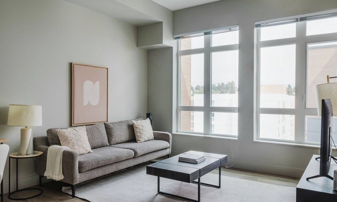 Squire Park Apartment | Excellent First Hill 1BR w/Gym, BBQ & Rooftop Lounge, by Blueground