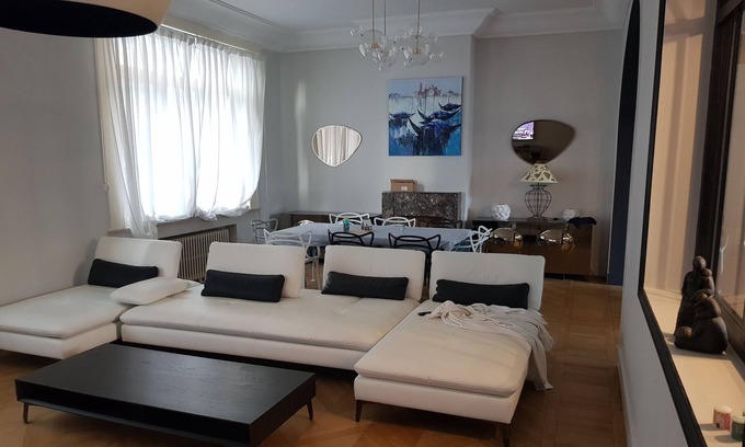 Arras House | Exceptional house 2 minutes walk from Places