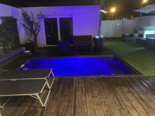 Palavas-les-Flots Apartment | Exceptionnel 3 logements de plein pieds pouvant accueillir jusqu à 8 personnes à 2 pas de la plage et du centre ville dans une résidence de bien être avec jacuzzi et piscine chauffée