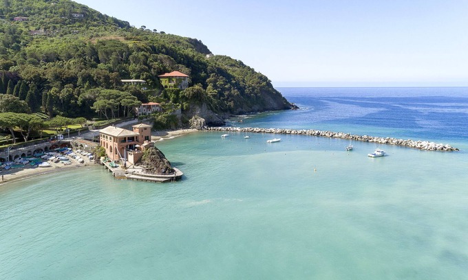 Levanto Villa | Exclusive and exceptional villa right on the beach! - Villa Preia