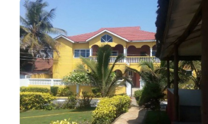 Prampram Apartment | Exclusive Beachfront Mediterranean Villa near Tema