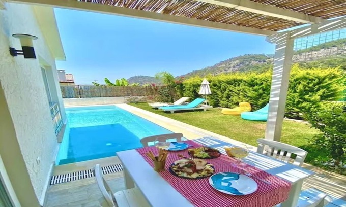 Oludeniz Villa | Exclusive Villa 2 (5 min walking distance Ölüdeniz beach)