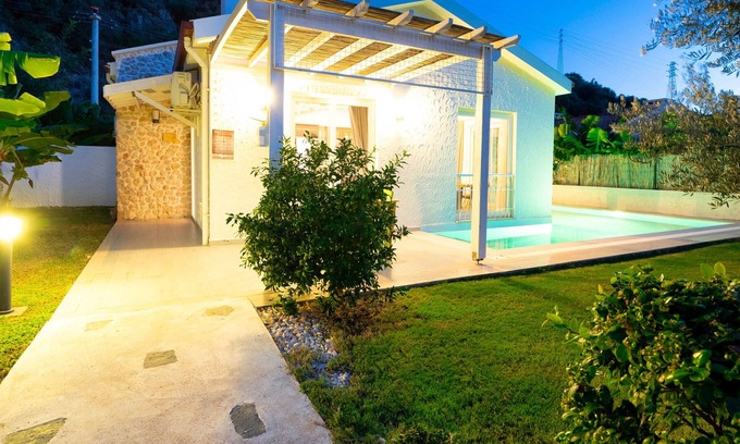 Oludeniz Villa | Exclusive Villa ( 5 min walking distance oludeniz beach)