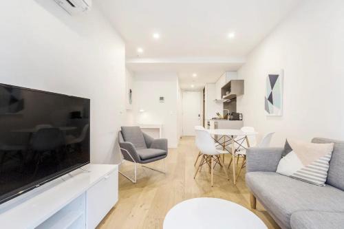 Bundoora Apartment | Executive Comfort Living Near La Trobe & RMIT Uni