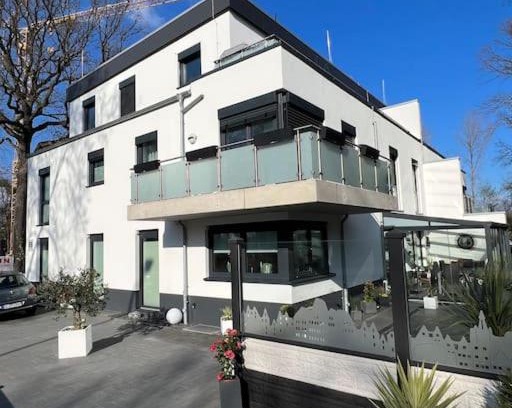 Bergisch Gladbach Apartment | Exklusive 2 Zimmer Wohnung mit hochwertigen Möbeln