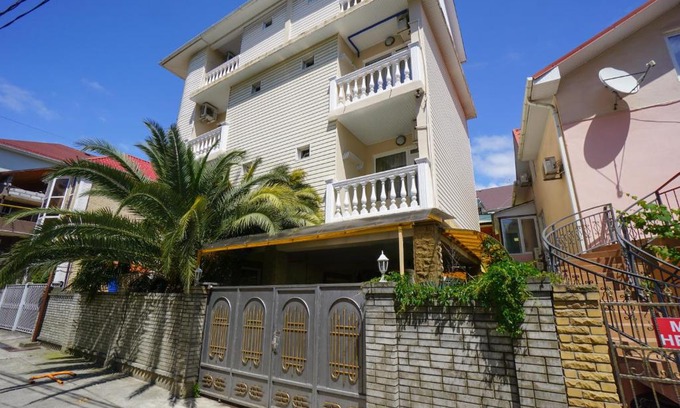 Golubye Dali Hotel | Exotic Guest House