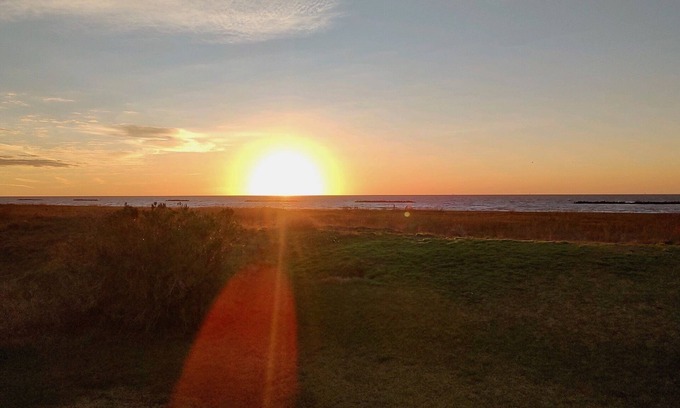 Grand Isle House | Experience beachfront bliss at Beach Life-Ruff E Nuff in Grand Isle, LA, perfect for families.
