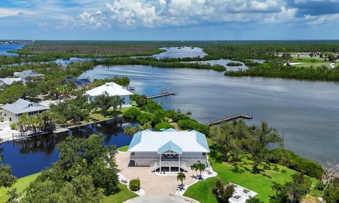 Cape Haze House | Experience luxury at The Lookout, a 3-bedroom home in scenic Placida, FL with ocean views.