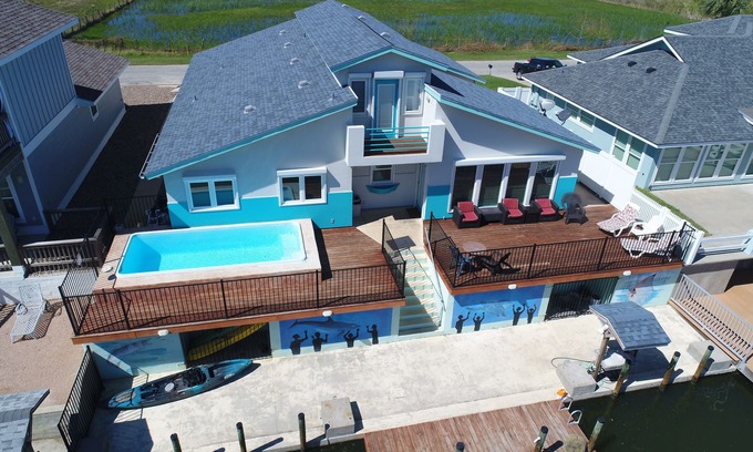 Rockport House | Experience Rockport charm, just a quick 11-minutes drive to Rockport Beach Park