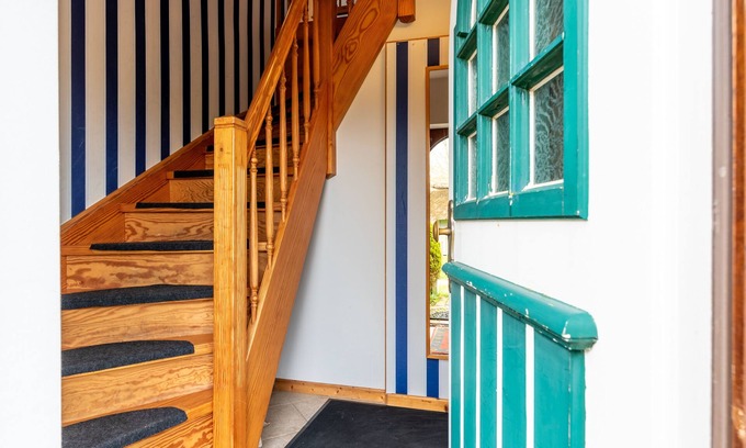 Wrixum Apartment | "Experience unforgettable days in the family-friendly vacation apartment J.
