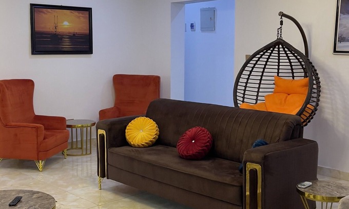 Abuja Apartment | Experience unmatched luxury and comfort at our exquisite 3-bedroom apartment.
