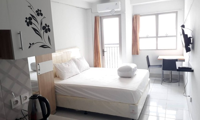 Cibaduyut Hotel | EXPRESS O 91863 Mekarwangi M-square Apartment By Santosa Property