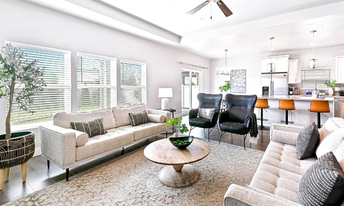 Meridian House | Exquisite 3BD 2BA Vacation Nest by The Village at Meridian