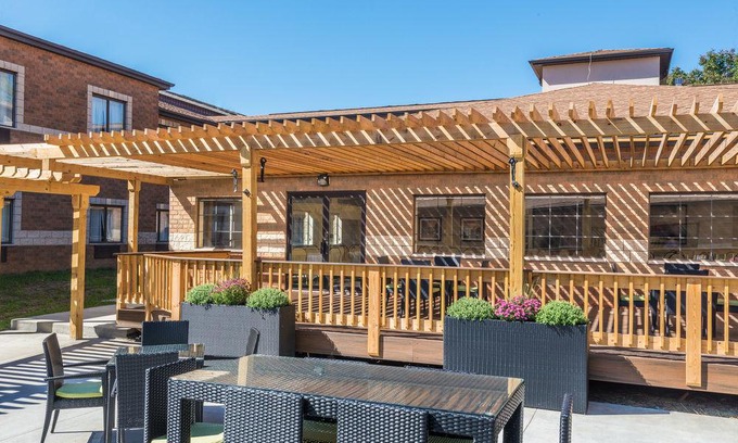 Akron Hotel | Extended Stay America Suites - Akron - Copley - West