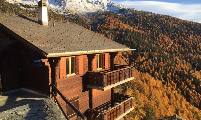 Chandolin Apartment | Exterior: 3-room apartment, max. 4 people, located above the old village of Chandolin, very nice vie