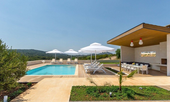 Pokrivenik Villa | Extraordinary luxury villa- Hvar