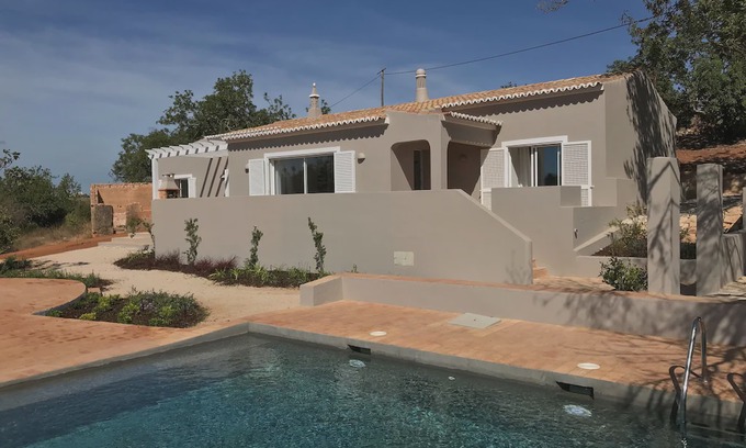 Estombar House | Eyelash Gramacho Residences Villa Three Bedrooms II