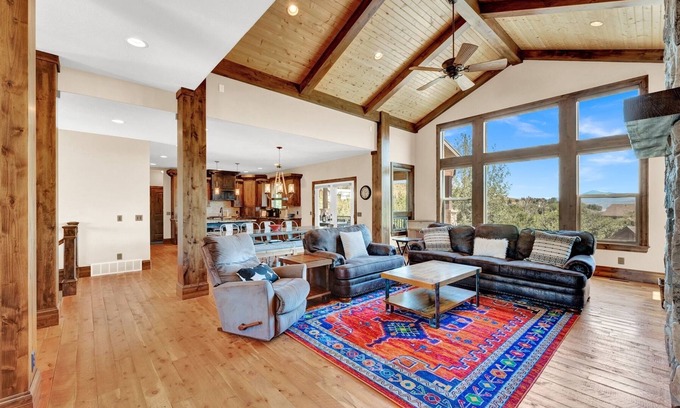 Wolf Creek House | F 4919 | Your Dream Retreat