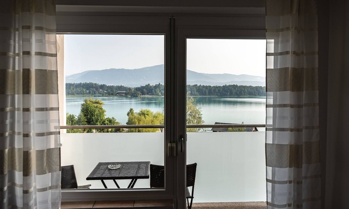 Finkenstein am Faaker See Hotel | Faaker See Inn by S4Y