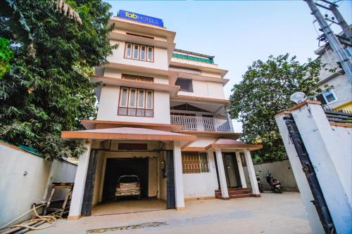 Sualkuchi Hotel | FabExpress Anurag Residency