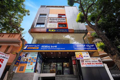 Bengaluru Hotel | FabHotel Royal Grand - Basaveshwar Nagar
