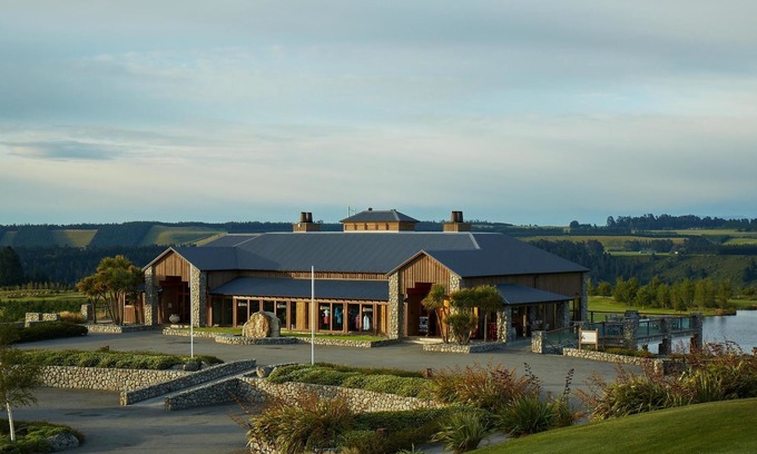 Windwhistle Hotel | Fable Terrace Downs Resort