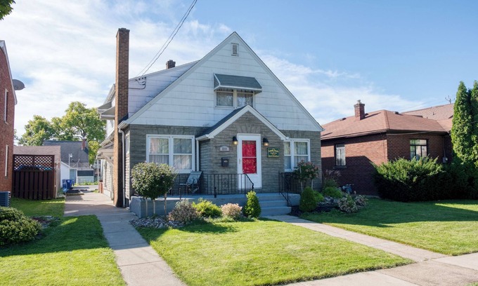 Niagara Falls Bed & Breakfast | Fabulous bed & breakfast in Niagara Falls, NY