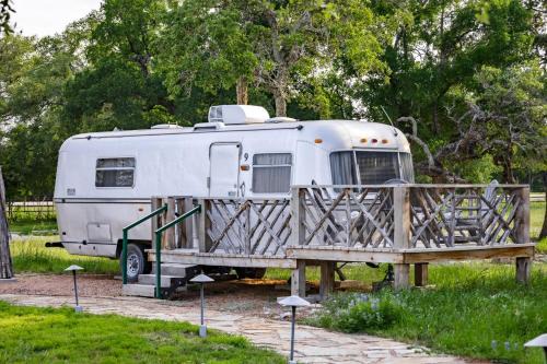 Spicewood House | Fabulous Cozy Airstream Perfect for a Small Family Unique Escape in Texas