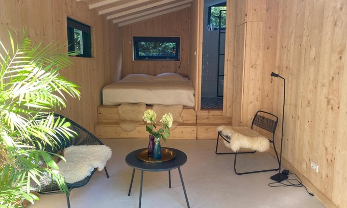 Bentveld Bed & Breakfast | Fabulous F1 B&B
