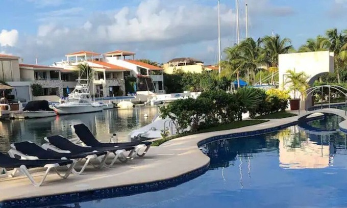 Puerto Aventuras Condo | Fabulous Ocean Canal/Marina View-Puerto Aventuras