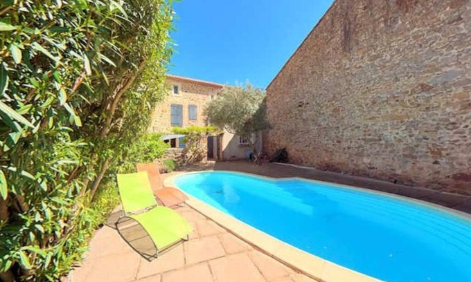 Gabian House | Fabulous Townhouse with Pool,near Pezenas
