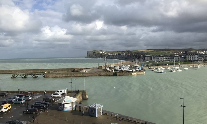 Le Treport Apartment | Facing the sea, renovated apartment 100m2, 3 bedrooms