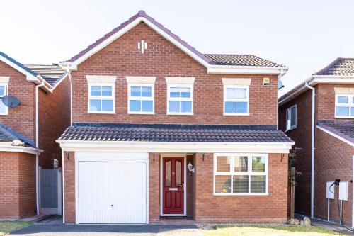 Shrewsbury House | Fair View - Off Street Parking and Garden