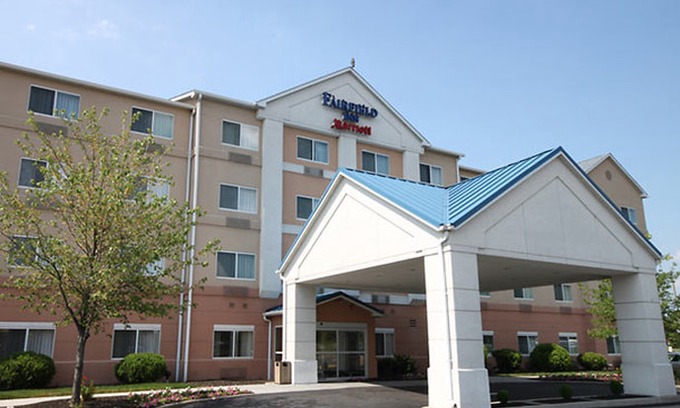 Deptford Hotel | Fairfield Inn by Marriott Deptford