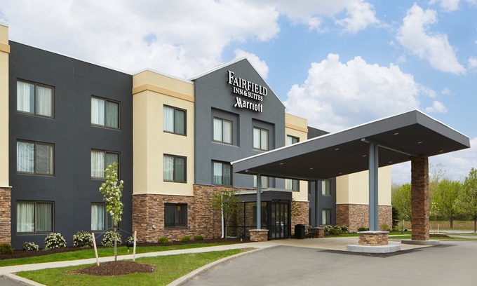 Webster Hotel | Fairfield Inn by Marriott Rochester East