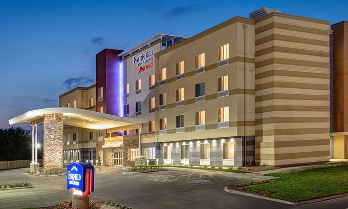 Southwest Raleigh Hotel | Fairfield Inn & Suites by Marriott Raleigh Cary