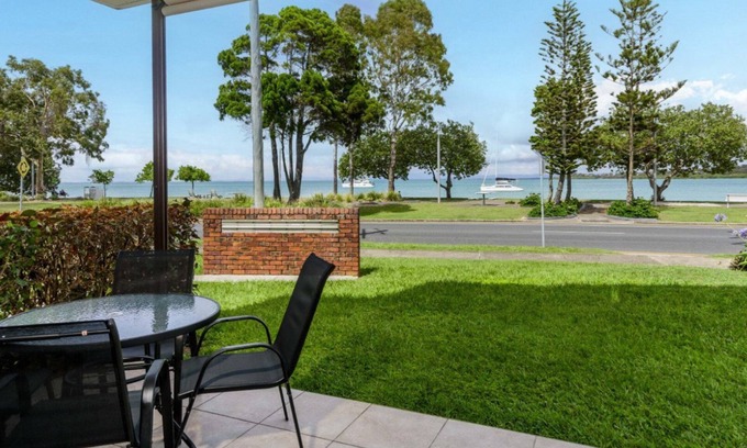 Bongaree Apartment | Fairweather Dreaming on Welsby