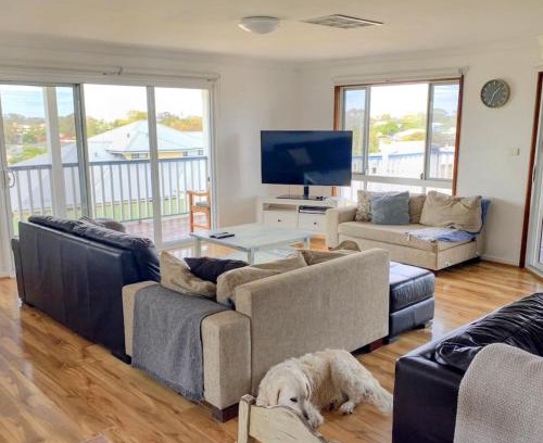 Falcon House | Falcon Family-friendly Bayview Beach House