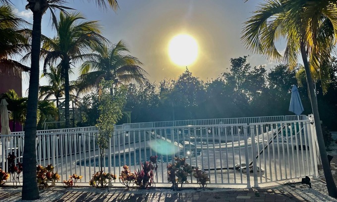 Summerland Key Cottage | Fall and Holidays season at Hidden Hammocks.