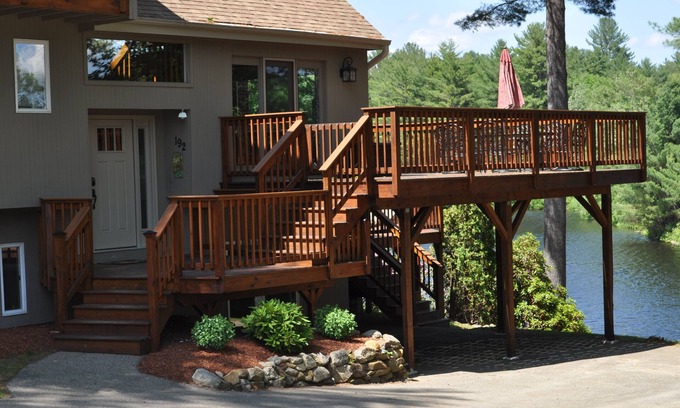 Laconia House | Fall Foliage 2024