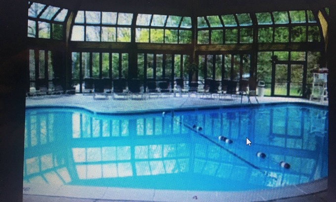 Village at Camelback House | FALL FOLIAGE,PRIVATE DECK- GRIL FREE 3d NIGHT,FREE INDOOR POOL & SPA,FREE PARKIN