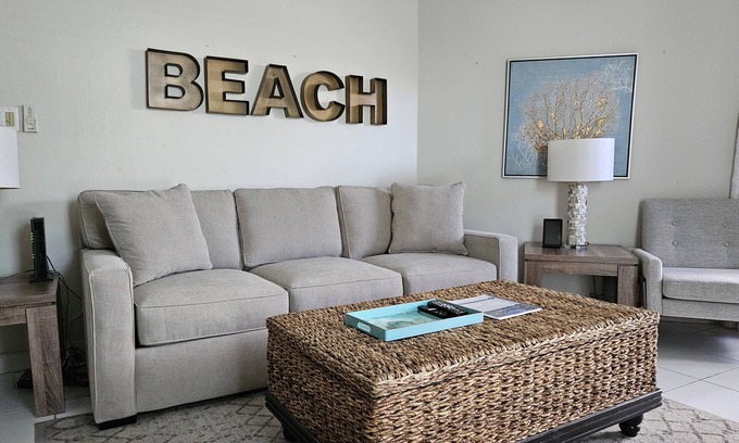 Seven Mile Beach Condo | FALL Specials! New kitchen! New bath King Bed NEW furniture Cayman Reef #5